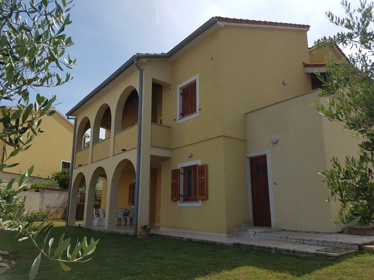 Ližnjan Apartment Barba מראה חיצוני תמונה